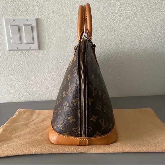 🔥AUTHENTIC Louis Vuitton Alma PM🔥 - Picture 5 of 15